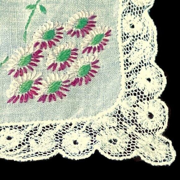 Vtg Lace Embroidered Handkerchief Floral Formal Dainty Vintage Feminine Bridal - Picture 4 of 11